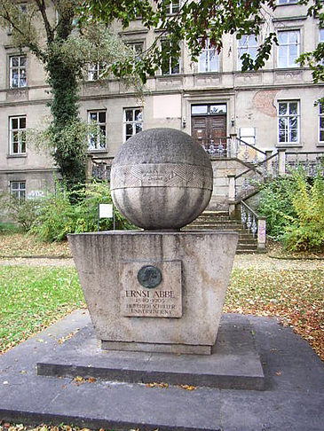 Ernst Abbe Denkmal - Thüringen (Jena)